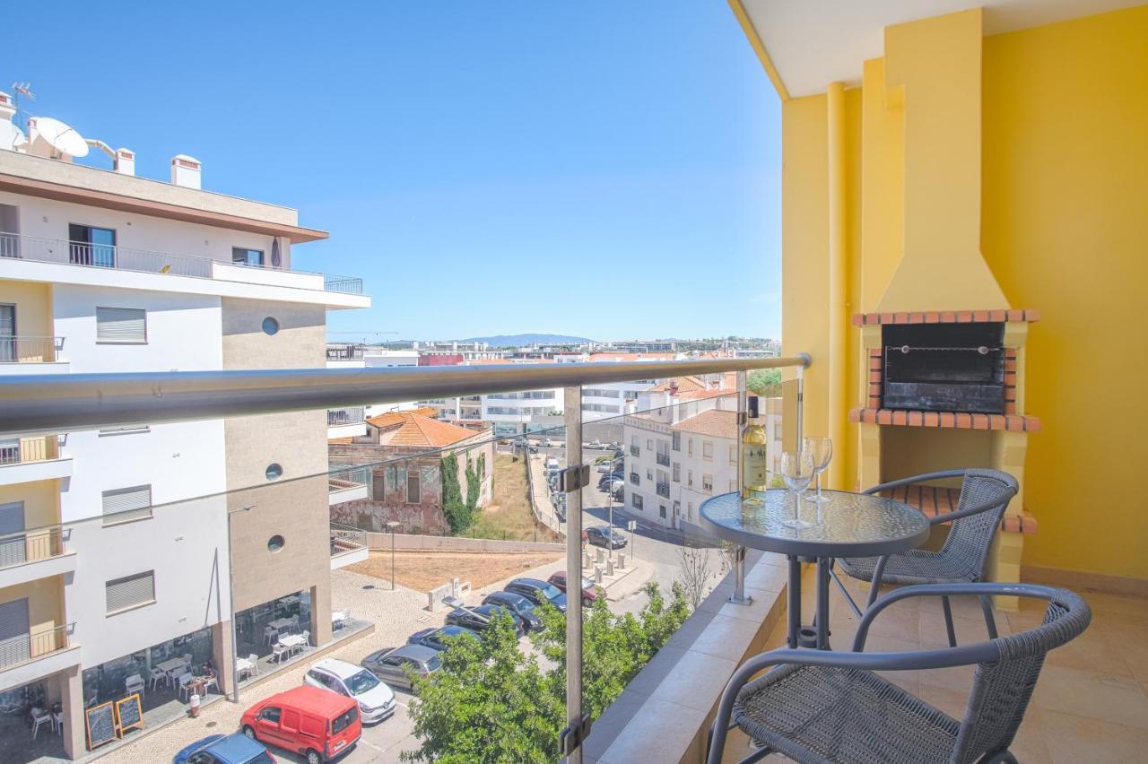 Valente Patio Apartment Lagos Eksteriør billede